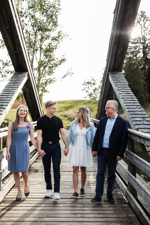 Familienshooting, Schwyz, Hochzeits Fotograf, Zentralschweiz, Irene Kälin Fotografie,Kindershooting,Outoorshooting,Natur, Familienglück, Familienfotografie,