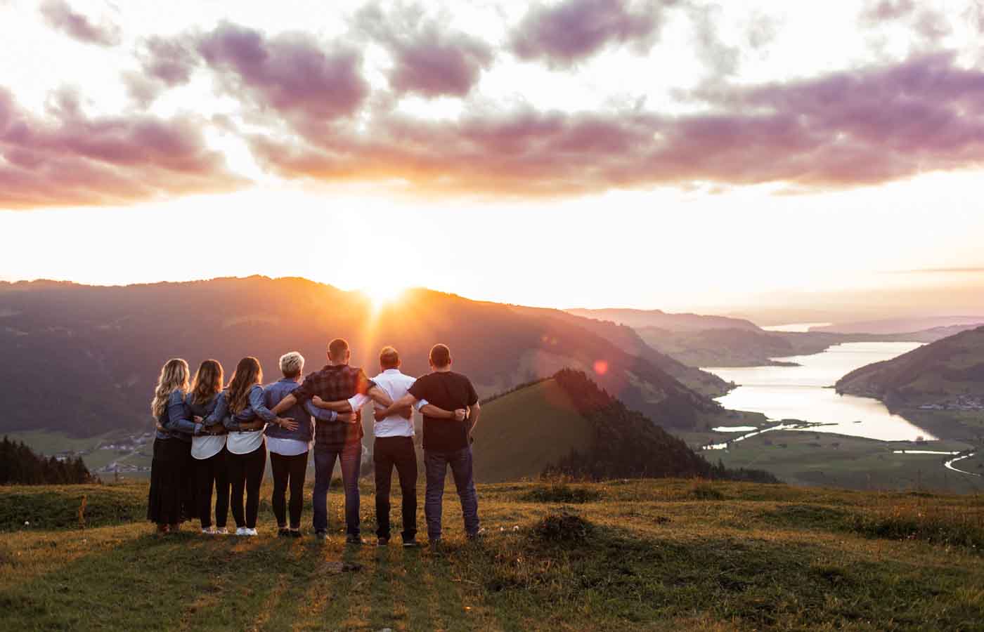 Familienshooting, Schwyz, Hochzeits Fotograf, Zentralschweiz, Irene Kälin Fotografie,Kindershooting,Outoorshooting,Natur, Familienglück, Familienfotografie, Familienfotografin,Schweizer Fotografin